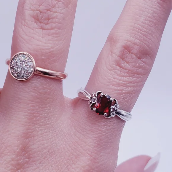 Genuine Oval Garnet & White Topaz 925 Sterling Silver Ring